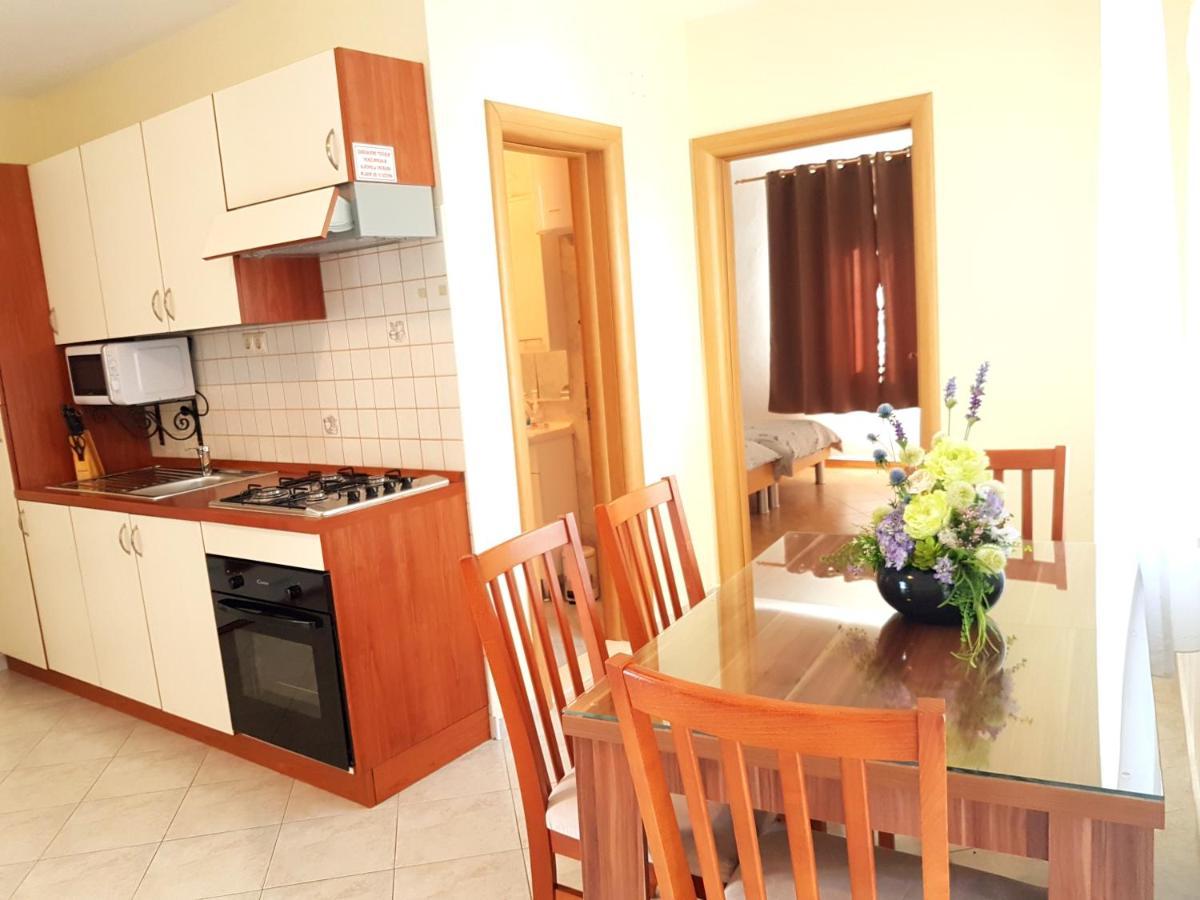 Apartmani Smoljic Primošten Kültér fotó